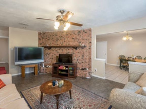 5th image of 3202 Forestwood Dr