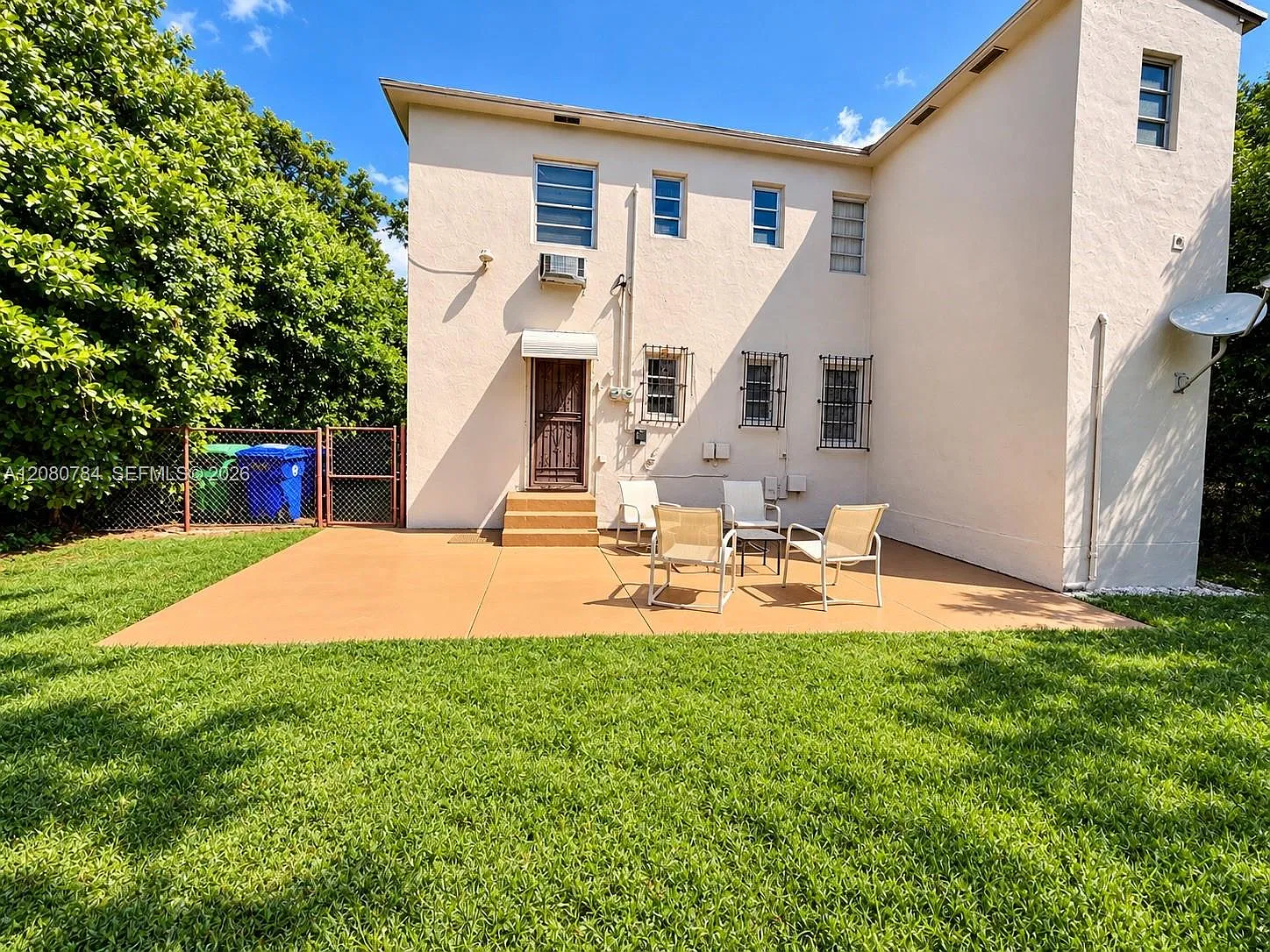 Gables Manor Sub — Photo 3