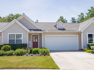 5727 Saint Thomas Ln, Madison, OH 44057