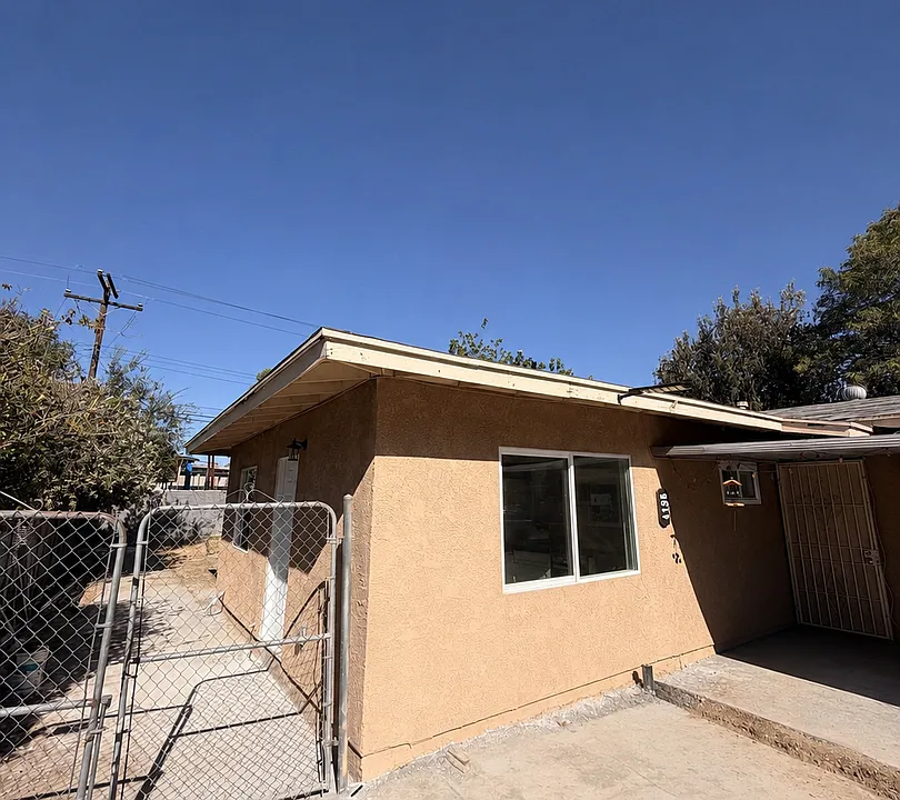 4137 Bel Air St