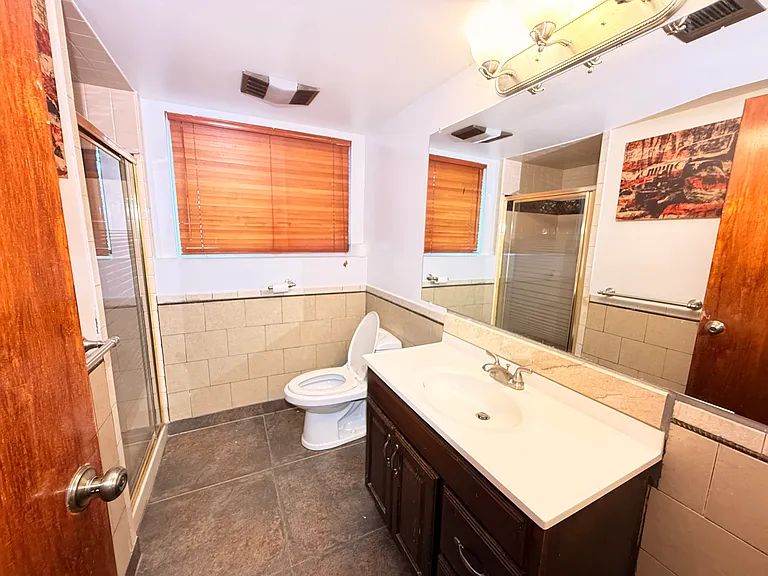 11849 Ontario Dr — Photo 22