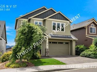 616 N V St, Washougal, WA 98671