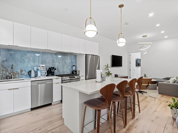 121 Decatur St #2