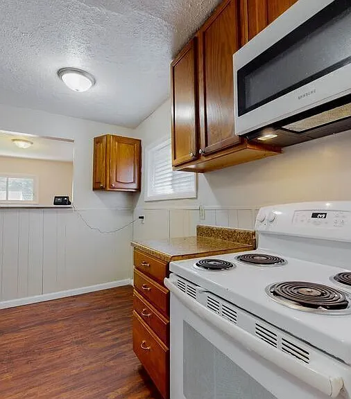 2177 Dawnlight Ave — Photo 9