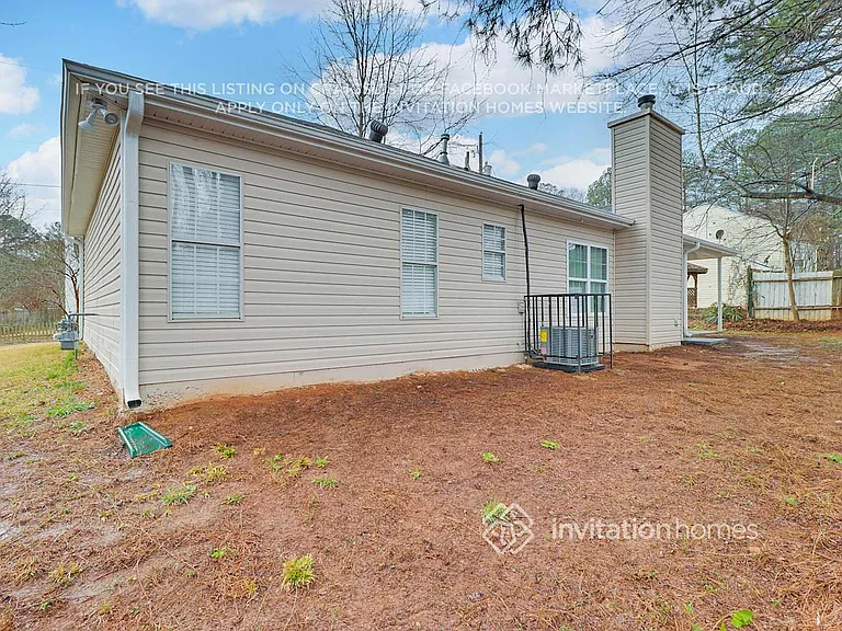 626 Waynes Ct SE — Photo 24