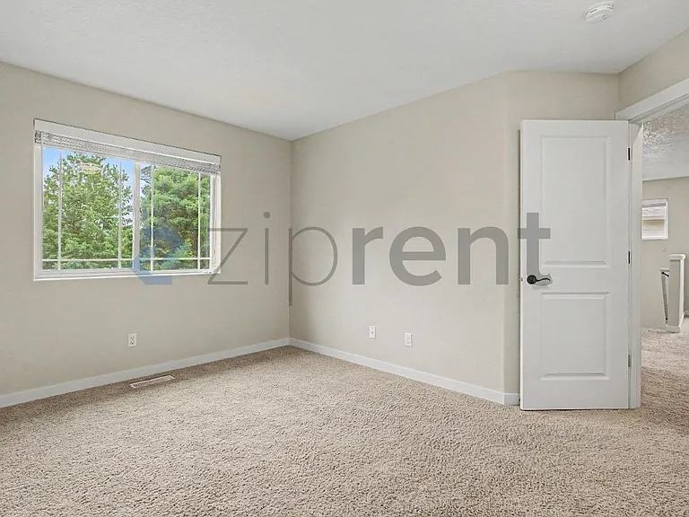 28623 Greenway Dr — Photo 26