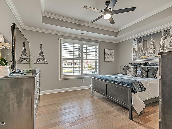 4th image of 216 Hacker Martin Dr #0