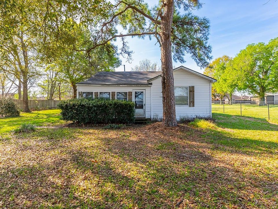 8055 Highway 105, Beaumont, TX 77713 Zillow