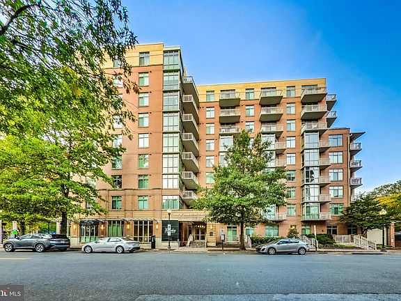 3rd image of 1000 N Randolph St APT 602