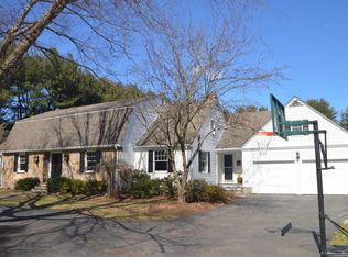 851 Charles River St, Needham, MA 02492