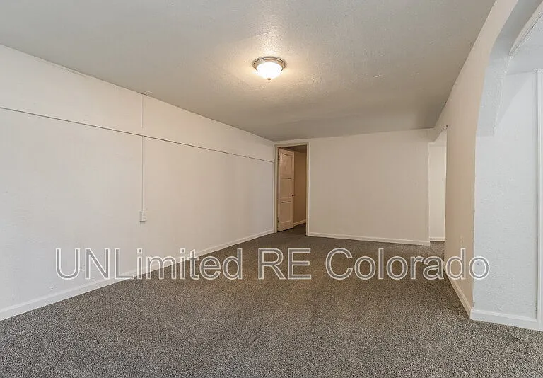 1014 N Raleigh St — Photo 10