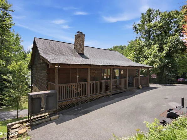 2436 Cobbler Way, Pigeon Forge, TN 37863