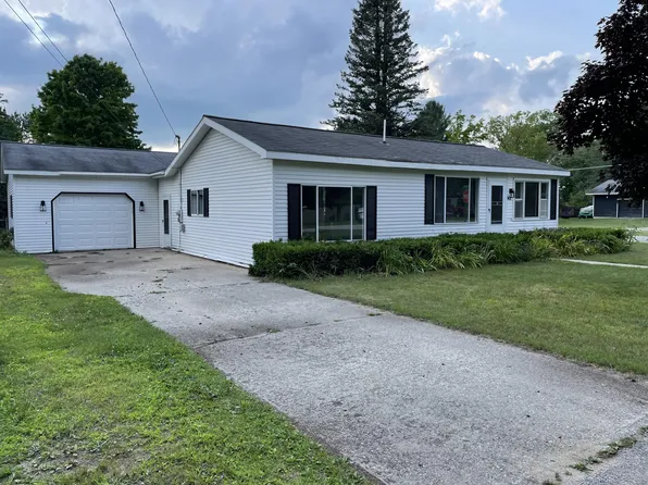 302 S East Limits St, Mancelona, MI 49659