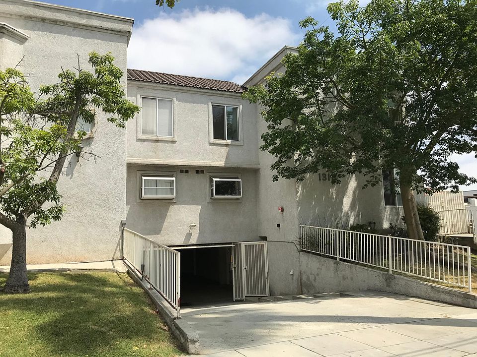 1st image of 1310 Lyndon St APT B