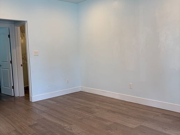4th image of 1251 Burnett St #1251