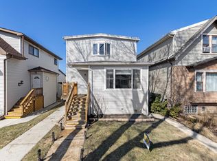 5440 W Warwick Ave #2, Chicago, IL 60641