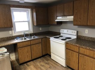 110 Winthrop St, Athol, MA 01331