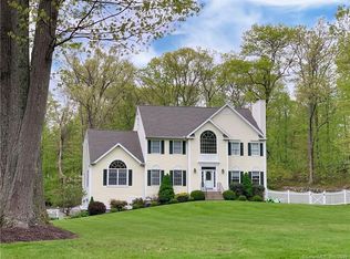 19 Misty Vale Rd, Sandy Hook, CT 06482