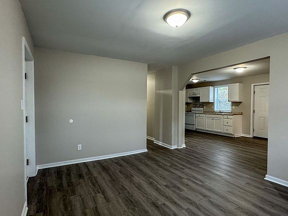 5th image of 1106 Bolling St