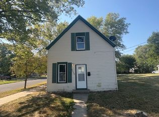 1026 E Kansas St, Peoria, IL 61603