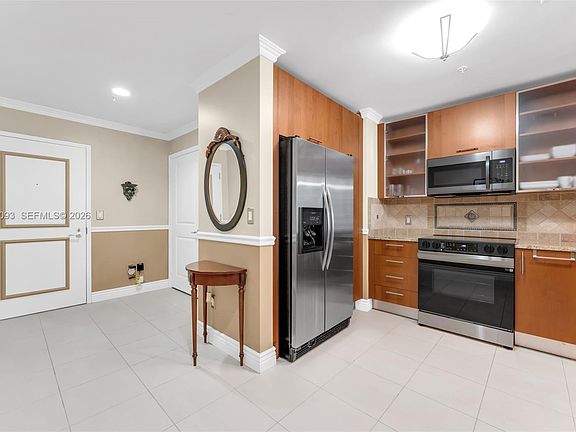 3rd image of 1945 S Ocean Dr APT 604