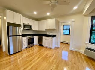 214 Commonwealth Ave #4, Chestnut Hill, MA 02467