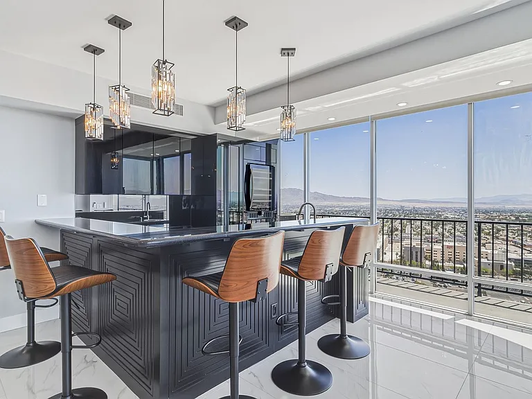 3111 Bel Air Dr #28H — Photo 26