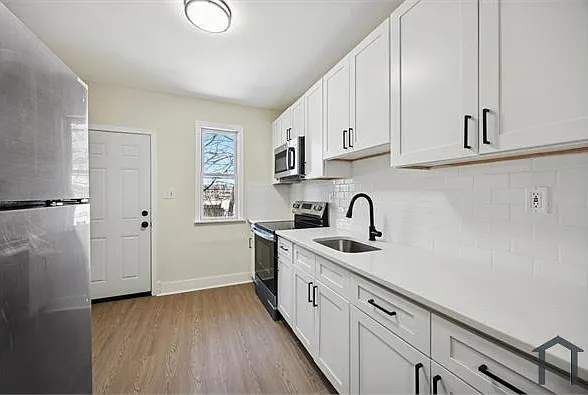 4626 Van Kirk St — Photo 8