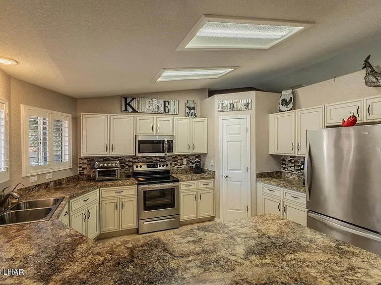 3117 Chemehuevi Blvd — Photo 8