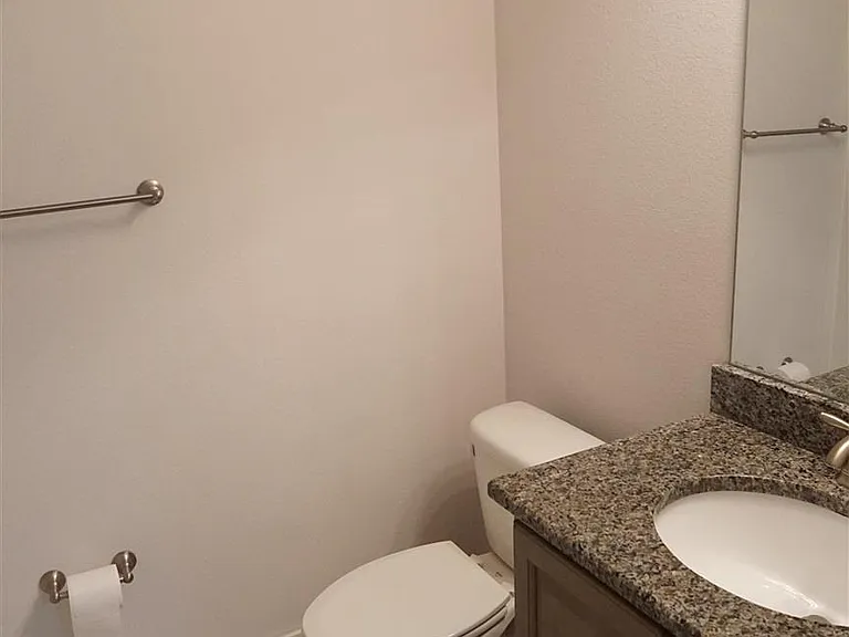 138 Cottage View Dr — Photo 22