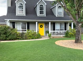 705 Laurel Woods Knl, Helena, AL 35080