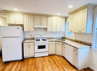 15045 19th Ave #1A, Whitestone, NY 11357