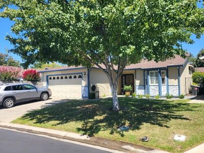 7407 Sunborough Ln, Sacramento, CA, 95828