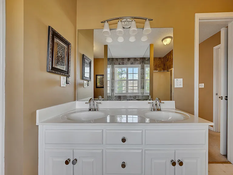 500 Mount Vernon Ln #1 — Photo 13