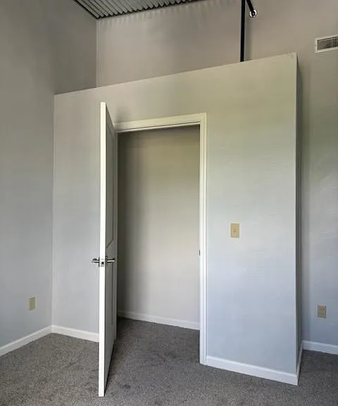 885 S Janesville St #210 — Photo 4