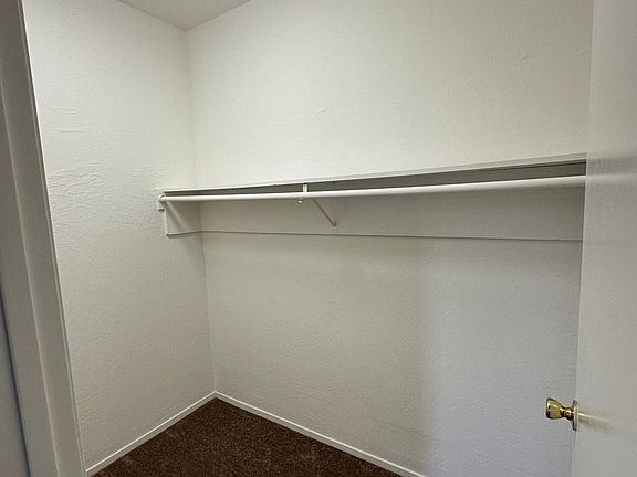 4th image of 62 Oakes Blvd
