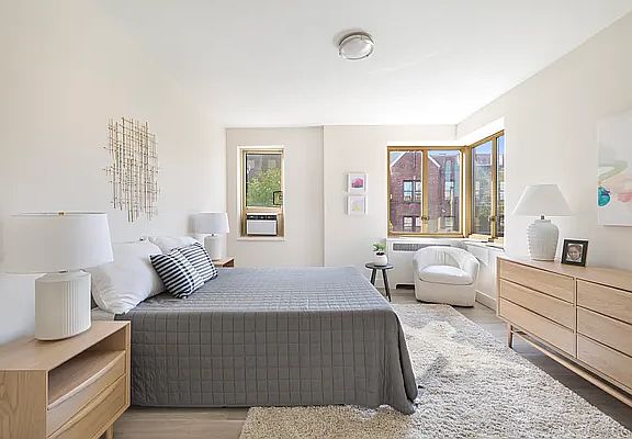 5th image of 57 Park Ter W APT 4G