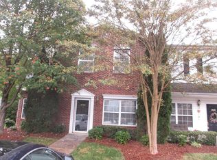 2424 Ryerson Ct, Charlotte, NC 28213