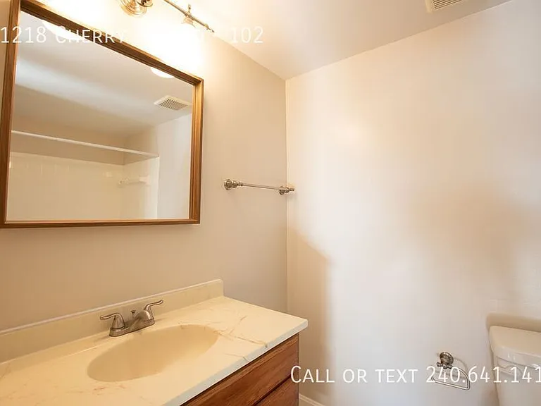 11218 Cherry Hill Rd #102 — Photo 20