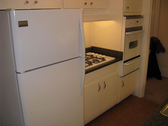 Gas cooktop and gas oven