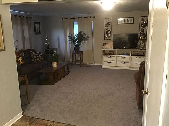 3rd image of 10792 N McDonald Ave