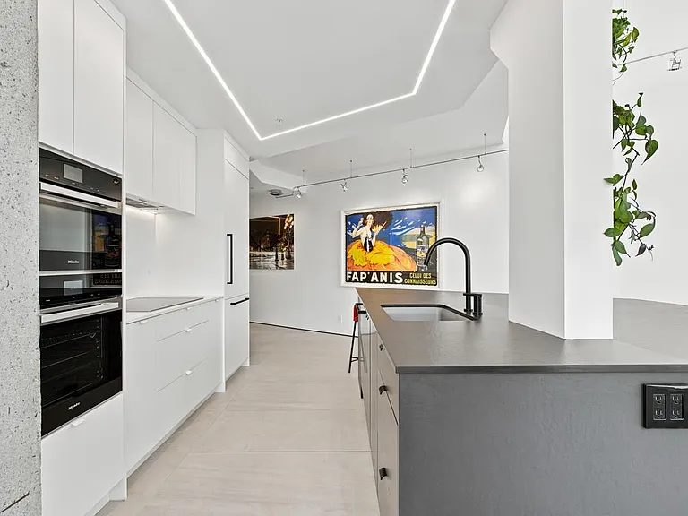 189 Davie St #Penthouse 1701 — Photo 8