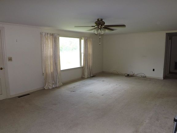 2nd image of 2280 Woodbury Hwy