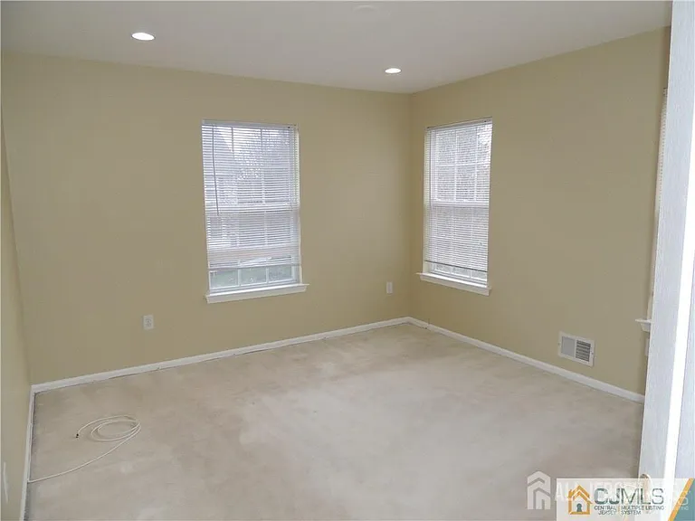 107 Amy Dr — Photo 11