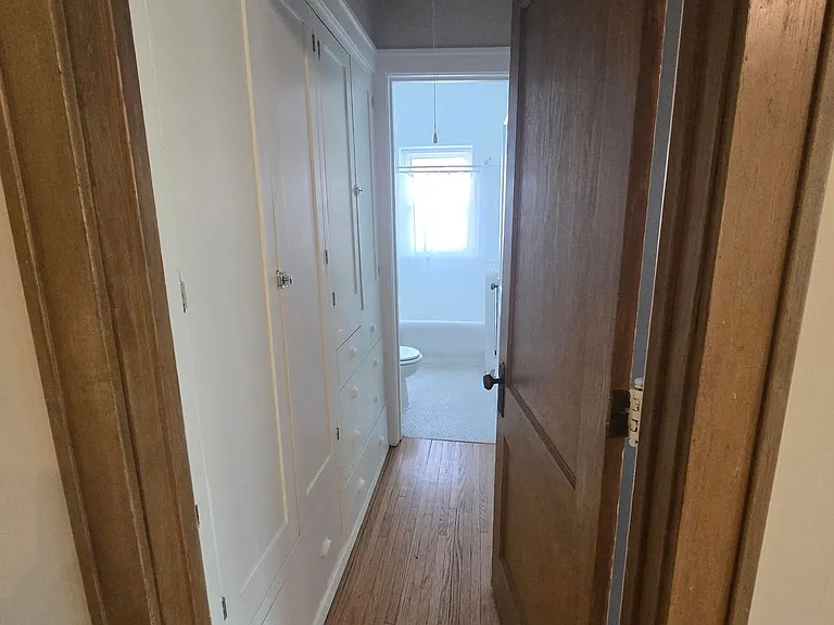 1 bed, 1.0 bath, 700 sqft, $1,195 — Photo 9