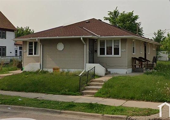 1st image of 2714 Plymouth Ave N
