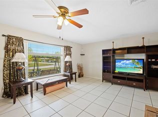 8900 NW 70th Ct, Tamarac, FL 33321