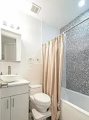 Rented by Brickview NYC Realty NYV LLC | media 16