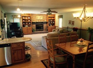 209 Candlestick Dr NE, Mount Vernon, IA 52314