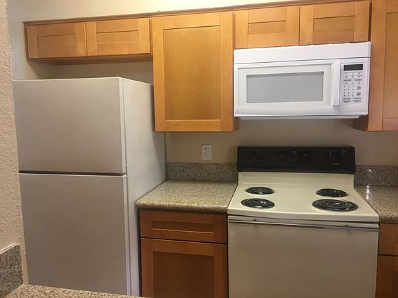 5th image of 6250 Havenside Dr APT 1